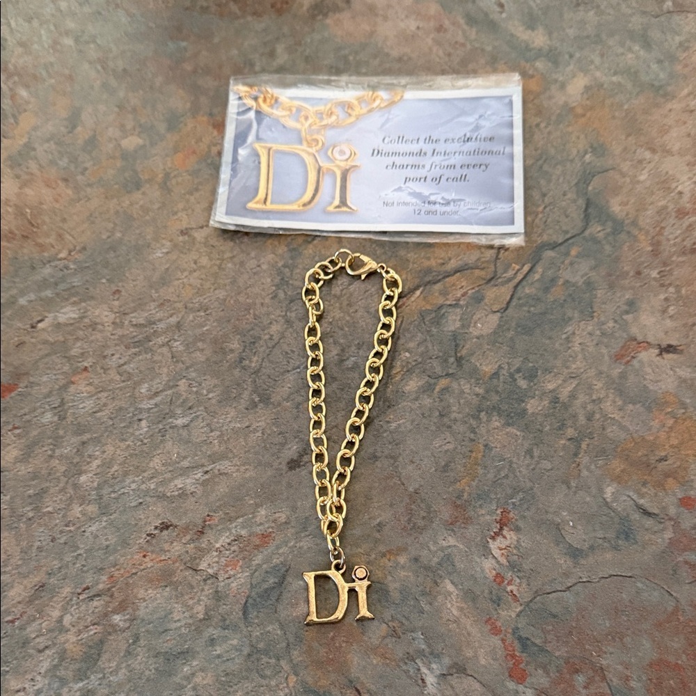 Diamonds International Gold Chain Bracelet with Charm NWOT